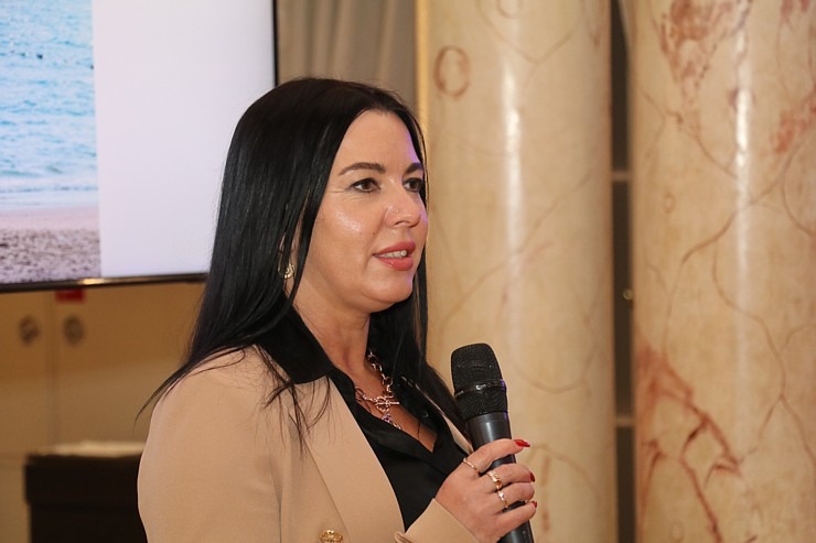 Tūroperators «Coral Travel Latvia» kopā ar Turcijas «Alibey Hotels & Resorts» ļauj izgaršot Rīgas restorāna «Barents» ēdienkarti Tūroperators «Coral Travel Latvia» kopā ar Turcijas «Alibey Hotels & Resorts» ļauj izgaršot Rīgas restorāna «Barents» ēdienkarti 332725