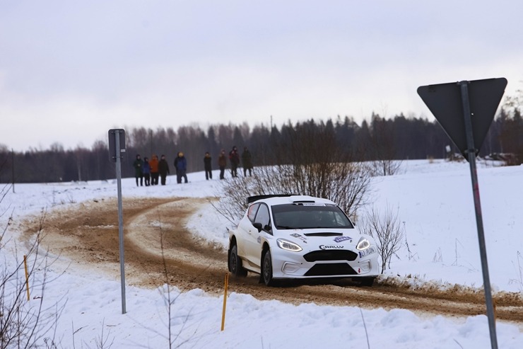 Rallija «Sarma 2023» kopvērtējuma uzvara arī šoreiz latviešiem izslīd caur pirkstiem. Foto: Gatis Smudzis Rallija «Sarma 2023» kopvērtējuma uzvara arī šoreiz latviešiem izslīd caur pirkstiem. Foto: Gatis Smudzis 332894