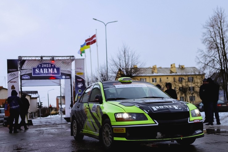 Rallija «Sarma 2023» kopvērtējuma uzvara arī šoreiz latviešiem izslīd caur pirkstiem. Foto: Gatis Smudzis Rallija «Sarma 2023» kopvērtējuma uzvara arī šoreiz latviešiem izslīd caur pirkstiem. Foto: Gatis Smudzis 332897