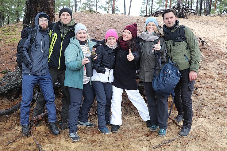 Travelnews.lv iziet 24 km pārgājienu Piejūras dabas parkā gar Gauju, Garezeru, Lilasti un Dzirnezeru Travelnews.lv iziet 24 km pārgājienu Piejūras dabas parkā gar Gauju, Garezeru, Lilasti un Dzirnezeru 333057