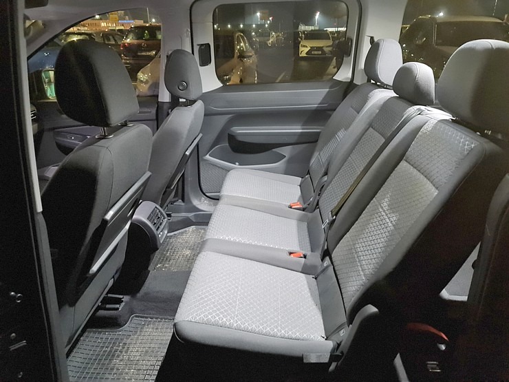 Travelnews.lv sadarbībā ar auto nomu «Europcar Latvija» izbrauc 721 km ar 7-vietīgo Ford Tourneo Connect Travelnews.lv sadarbībā ar auto nomu «Europcar Latvija» izbrauc 721 km ar 7-vietīgo Ford Tourneo Connect 333925