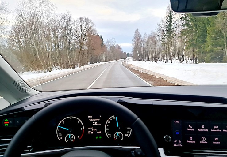 Travelnews.lv sadarbībā ar auto nomu «Europcar Latvija» izbrauc 721 km ar 7-vietīgo Ford Tourneo Connect Travelnews.lv sadarbībā ar auto nomu «Europcar Latvija» izbrauc 721 km ar 7-vietīgo Ford Tourneo Connect 333915