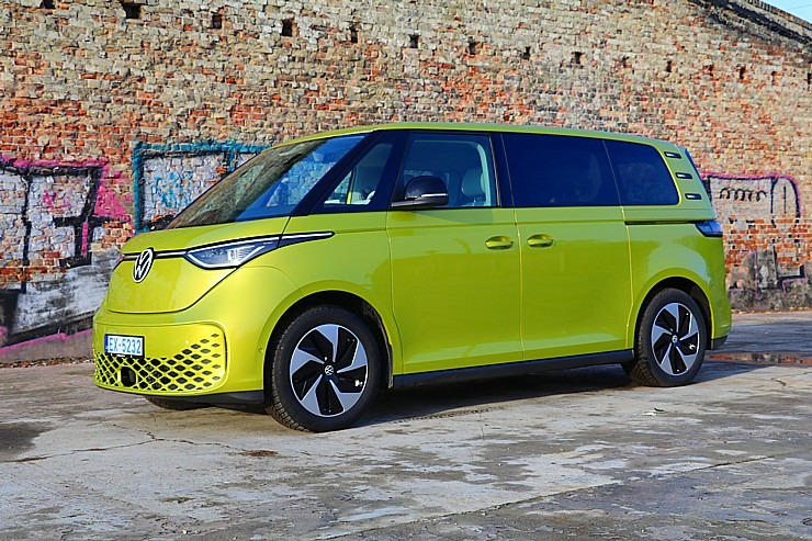 Travelnews.lv ar jauno un elektrisko «VW ID.Buzz Pro» apceļo Ventspili un Rīgu 334048