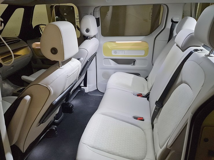 Travelnews.lv ar jauno un elektrisko «VW ID.Buzz Pro» apceļo Ventspili un Rīgu 334052