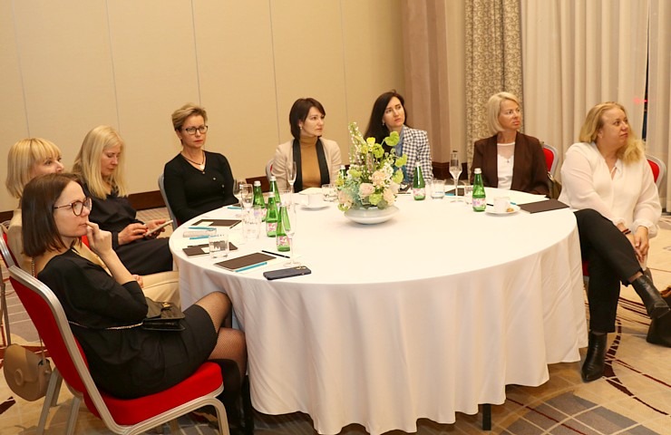 «airBaltic» rīko ceļojumu konsultantiem Dubaijas «Dubai Roadshow» Vecrīgas viesnīcā «Grand Hotel Kempinski Riga» «airBaltic» rīko ceļojumu konsultantiem Dubaijas «Dubai Roadshow» Vecrīgas viesnīcā «Grand Hotel Kempinski Riga» 334207