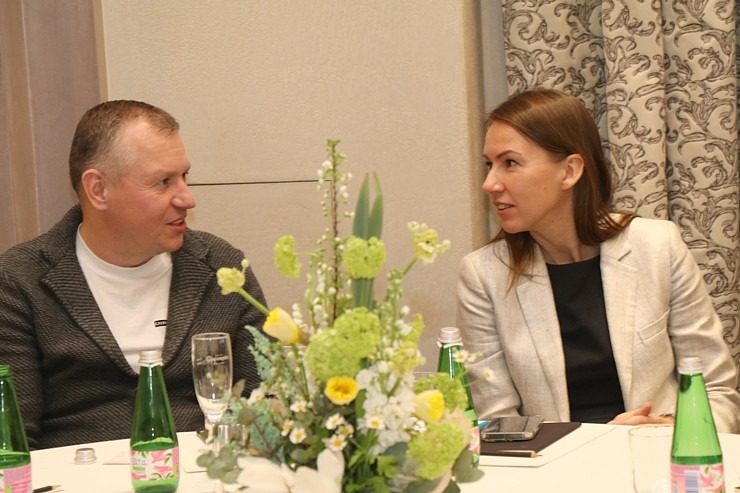 «airBaltic» rīko ceļojumu konsultantiem Dubaijas «Dubai Roadshow» Vecrīgas viesnīcā «Grand Hotel Kempinski Riga» «airBaltic» rīko ceļojumu konsultantiem Dubaijas «Dubai Roadshow» Vecrīgas viesnīcā «Grand Hotel Kempinski Riga» 334217