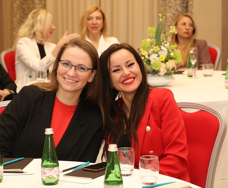 «airBaltic» rīko ceļojumu konsultantiem Dubaijas «Dubai Roadshow» Vecrīgas viesnīcā «Grand Hotel Kempinski Riga» «airBaltic» rīko ceļojumu konsultantiem Dubaijas «Dubai Roadshow» Vecrīgas viesnīcā «Grand Hotel Kempinski Riga» 334218