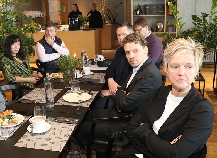 Latvijas Restorānu biedrība rīko kopsapulci ar garšīgām brokastīm Pārdaugavas «Osta, restorāns ar skatu» Latvijas Restorānu biedrība rīko kopsapulci ar garšīgām brokastīm Pārdaugavas «Osta, restorāns ar skatu» 334543