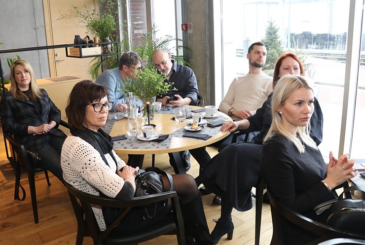 Latvijas Restorānu biedrība rīko kopsapulci ar garšīgām brokastīm Pārdaugavas «Osta, restorāns ar skatu» Latvijas Restorānu biedrība rīko kopsapulci ar garšīgām brokastīm Pārdaugavas «Osta, restorāns ar skatu» 334546