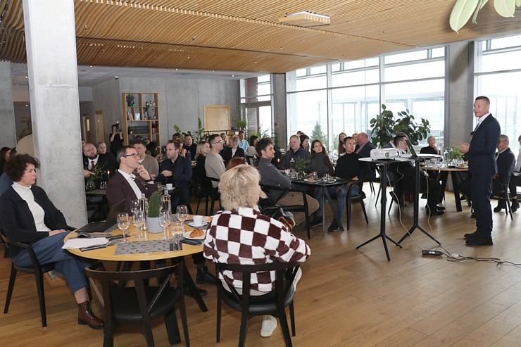 Latvijas Restorānu biedrība rīko kopsapulci ar garšīgām brokastīm Pārdaugavas «Osta, restorāns ar skatu» Latvijas Restorānu biedrība rīko kopsapulci ar garšīgām brokastīm Pārdaugavas «Osta, restorāns ar skatu» 334536