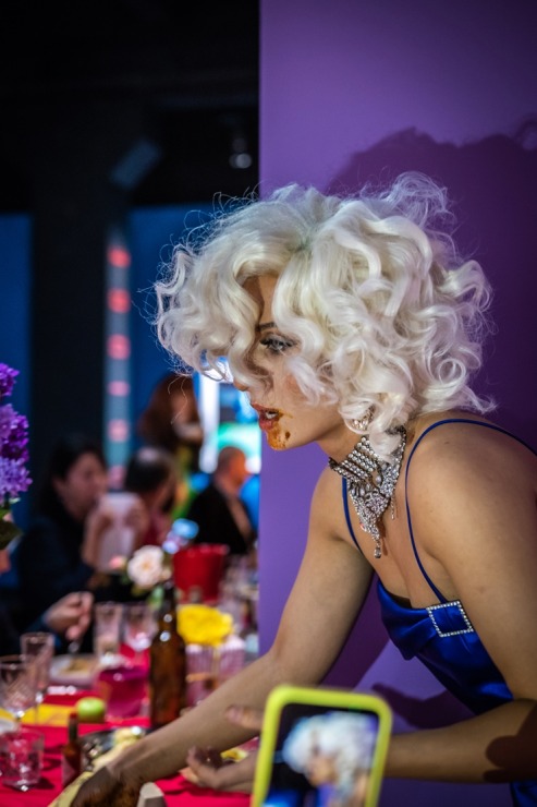 Mākslinieka Mailza Oldridža izstādes atklāšana muzejā «Fotografiska» Tallinā. Foto: Siim Loog 335469