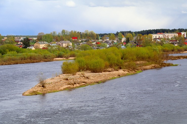 Travelnews.lv par godu 4.maijam un Krāslavas 100. gadu jubilejai noiet 20 km pārgājienu 335945