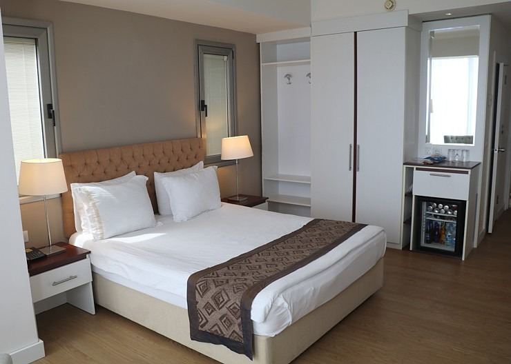 Travelnews.lv iepazīst Ziemeļkipras vienkāršu un viesmīlīgu viesnīcu «Denizkizi Hotel & Beach». Sadarbībā ar Puzzle Travel Travelnews.lv iepazīst Ziemeļkipras vienkāršu un viesmīlīgu viesnīcu «Denizkizi Hotel & Beach». Sadarbībā ar Puzzle Travel 336615