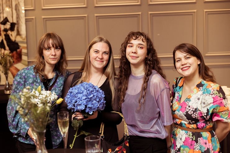 «Grand Poet by Semarah Hotels» uzņem mākslinieces Alises Builevicas izstādi «Klejotājs». Foto: Lauma Kalniņa «Grand Poet by Semarah Hotels» uzņem mākslinieces Alises Builevicas izstādi «Klejotājs». Foto: Lauma Kalniņa 336671