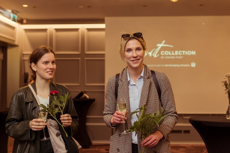 «Grand Poet by Semarah Hotels» uzņem mākslinieces Alises Builevicas izstādi «Klejotājs». Foto: Lauma Kalniņa «Grand Poet by Semarah Hotels» uzņem mākslinieces Alises Builevicas izstādi «Klejotājs». Foto: Lauma Kalniņa 336676