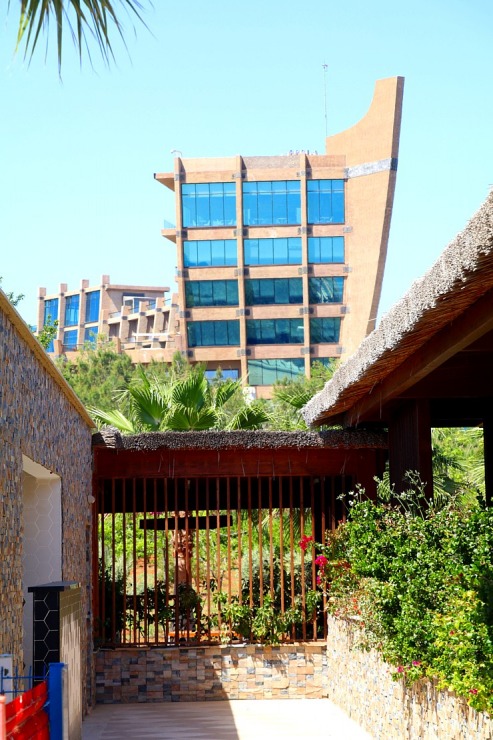 Travelnews.lv iepazīst ievērības cienīgu Ziemeļkipras viesnīcu «Noahs Ark Deluxe Hotel & Spa». Sadarbībā ar Puzzle Travel Travelnews.lv iepazīst ievērības cienīgu Ziemeļkipras viesnīcu «Noahs Ark Deluxe Hotel & Spa». Sadarbībā ar Puzzle Travel 336759