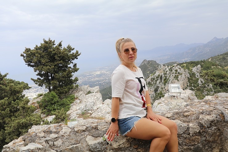 Travelnews.lv kalnu pastaigu takās iepazīst Svētā Hilariona cietoksni Ziemeļkiprā. Sadarbībā ar Puzzle Travel Travelnews.lv kalnu pastaigu takās iepazīst Svētā Hilariona cietoksni Ziemeļkiprā. Sadarbībā ar Puzzle Travel 336797
