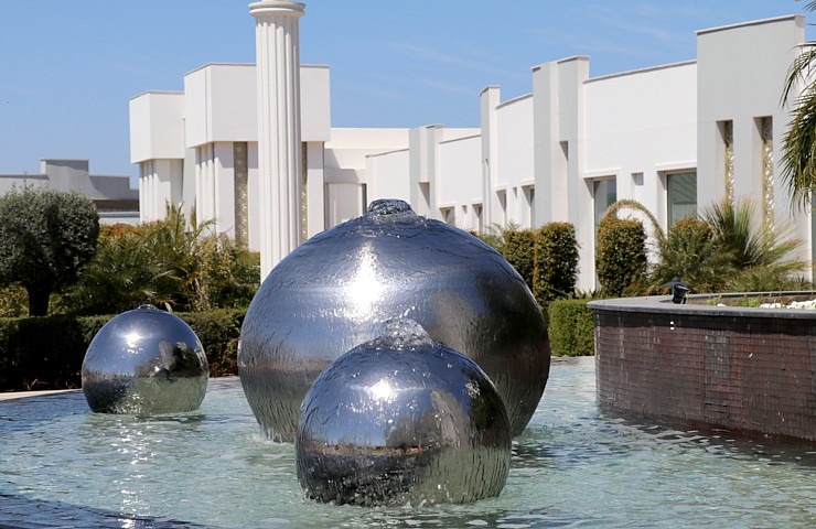 Travelnews.lv iepazīst ļoti skaistu Ziemeļkipras viesnīcu «Limak Cyprus Deluxe Hotel». Sadarbībā ar Puzzle Travel 337231