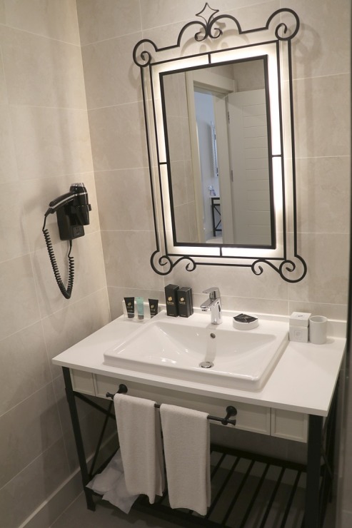 Iepazīstam Ziemeļkipras 5 zvaigžņu viesnīcas «Limak Cyprus Deluxe Hotel» telpas un bērnu ciematu. Sadarbībā ar Puzzle Travel Iepazīstam Ziemeļkipras 5 zvaigžņu viesnīcas «Limak Cyprus Deluxe Hotel» telpas un bērnu ciematu. Sadarbībā ar Puzzle Travel 337294