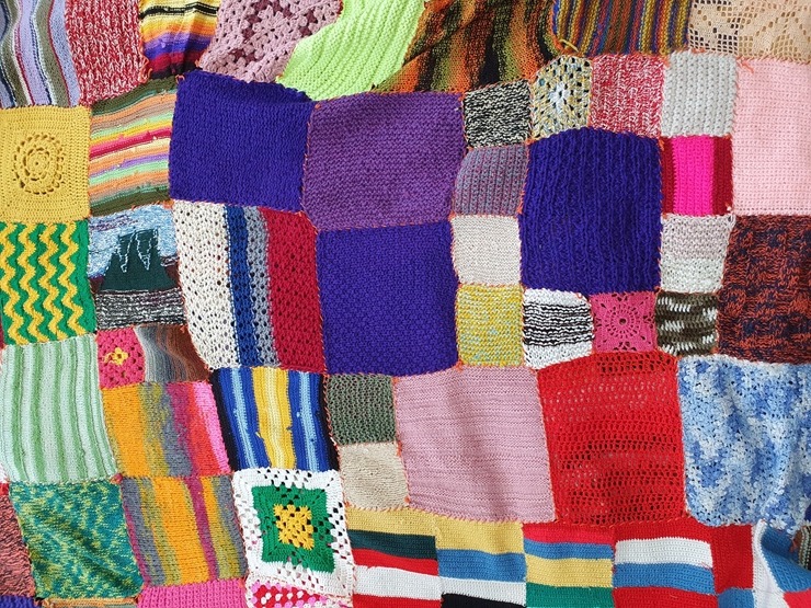 Slutišķos Tautas mākslas festivālā «Augšdaugava 2023» atklāj Lielā Augšdaugavas musturdeķa tiltu. Foto: Inese Minova Slutišķos Tautas mākslas festivālā «Augšdaugava 2023» atklāj Lielā Augšdaugavas musturdeķa tiltu. Foto: Inese Minova 337658