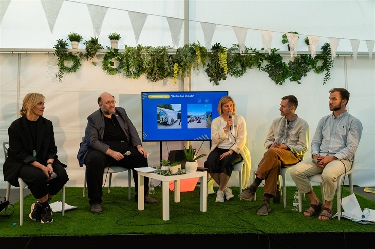 Zīmīgi foto mirkļi no sarunu festivāla LAMPA Cēsīs. Foto: Festivalslampa.lv 337883