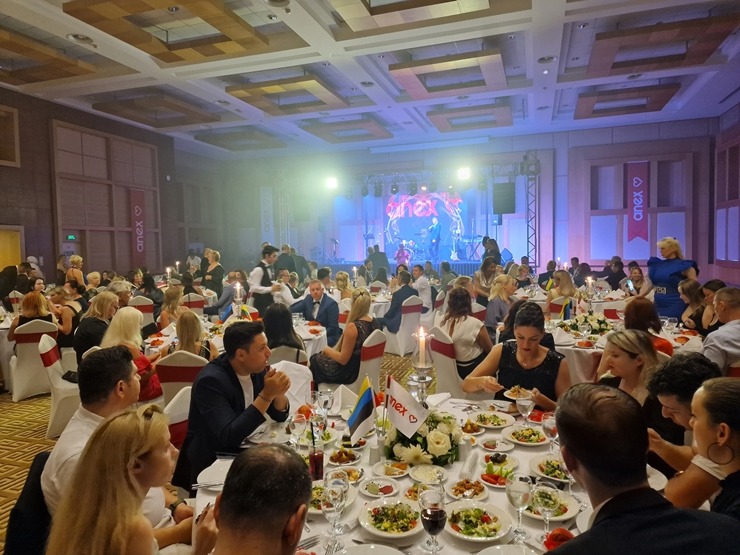 Tūroperators «Anex Tour Latvia» uzaicina Latvijas tūrisma firmas uz svinīgu pasākumu Turcijā. Foto: Mārtiņš Strubergs Tūroperators «Anex Tour Latvia» uzaicina Latvijas tūrisma firmas uz svinīgu pasākumu Turcijā. Foto: Mārtiņš Strubergs 338016
