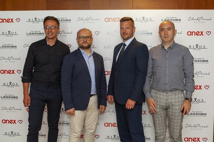 Latvijas ceļojumu konsultanti kopā ar «Anex Tour Latvia» iepazīst Turcijas piedāvājumu. Foto: Mārtiņš Strubergs Latvijas ceļojumu konsultanti kopā ar «Anex Tour Latvia» iepazīst Turcijas piedāvājumu. Foto: Mārtiņš Strubergs 338156
