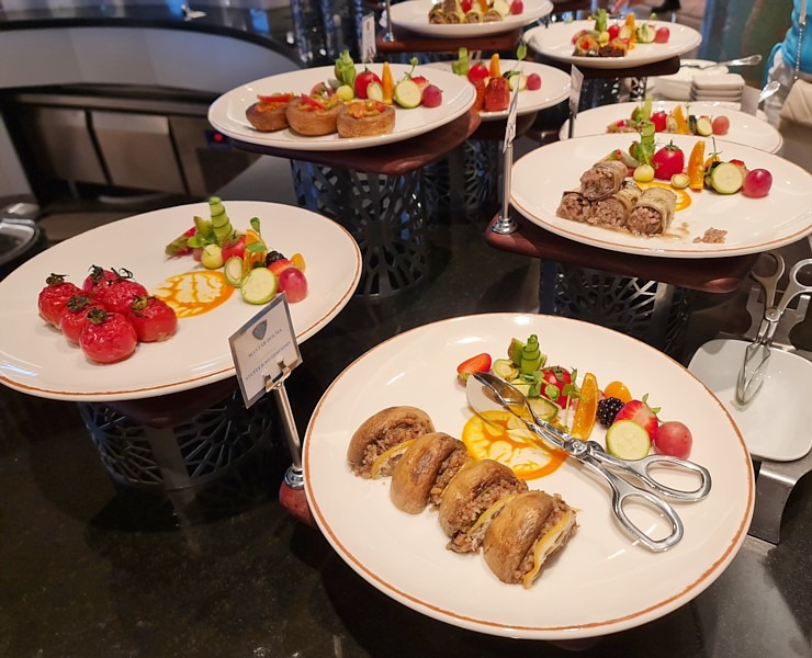 Travelnews.lv iepazīst Ziemeļkipras viesnīcas «Merit Royal Diamond Hotel & Spa» pusdienu piedāvājumu. Sadarbībā ar Puzzle Travel Travelnews.lv iepazīst Ziemeļkipras viesnīcas «Merit Royal Diamond Hotel & Spa» pusdienu piedāvājumu. Sadarbībā ar Puzzle Travel 338412