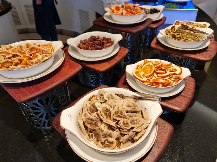 Travelnews.lv iepazīst Ziemeļkipras viesnīcas «Merit Royal Diamond Hotel & Spa» pusdienu piedāvājumu. Sadarbībā ar Puzzle Travel Travelnews.lv iepazīst Ziemeļkipras viesnīcas «Merit Royal Diamond Hotel & Spa» pusdienu piedāvājumu. Sadarbībā ar Puzzle Travel 338433