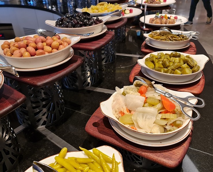 Travelnews.lv iepazīst Ziemeļkipras viesnīcas «Merit Royal Diamond Hotel & Spa» pusdienu piedāvājumu. Sadarbībā ar Puzzle Travel Travelnews.lv iepazīst Ziemeļkipras viesnīcas «Merit Royal Diamond Hotel & Spa» pusdienu piedāvājumu. Sadarbībā ar Puzzle Travel 338435