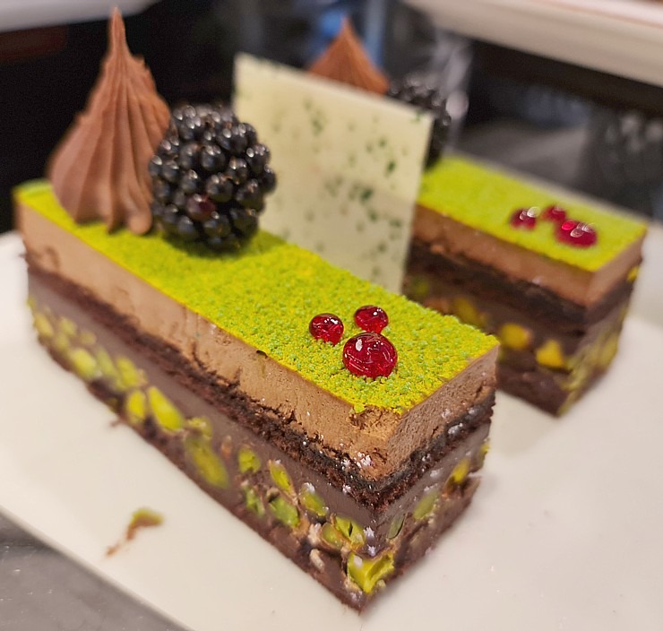Travelnews.lv iepazīst Ziemeļkipras viesnīcas «Merit Royal Diamond Hotel & Spa» pusdienu piedāvājumu. Sadarbībā ar Puzzle Travel Travelnews.lv iepazīst Ziemeļkipras viesnīcas «Merit Royal Diamond Hotel & Spa» pusdienu piedāvājumu. Sadarbībā ar Puzzle Travel 338457