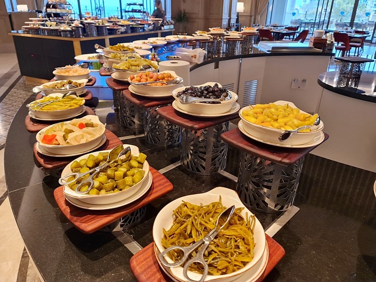 Travelnews.lv iepazīst Ziemeļkipras viesnīcas «Merit Royal Diamond Hotel & Spa» pusdienu piedāvājumu. Sadarbībā ar Puzzle Travel Travelnews.lv iepazīst Ziemeļkipras viesnīcas «Merit Royal Diamond Hotel & Spa» pusdienu piedāvājumu. Sadarbībā ar Puzzle Travel 338459