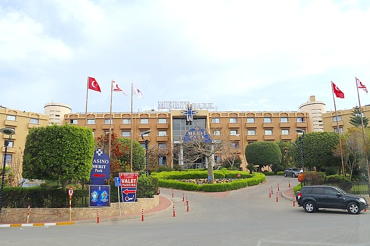 Travelnews.lv iepazīst Ziemeļkipras viesnīcu «Merit Park Hotel Casino & Spa» Kirēnijā. Sadarbībā ar Puzzle Travel Travelnews.lv iepazīst Ziemeļkipras viesnīcu «Merit Park Hotel Casino & Spa» Kirēnijā. Sadarbībā ar Puzzle Travel 338476