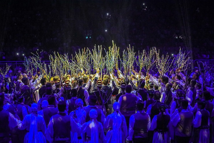 Fotogrāfs Mareks Galinovskis piedāvā: Latviešu skatuviskās dejas lielkoncerts Fotogrāfs Mareks Galinovskis piedāvā: Latviešu skatuviskās dejas lielkoncerts