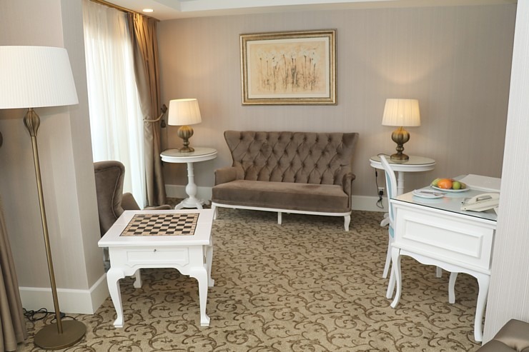 Travelnews.lv iepazīst Ziemeļkipras viesnīcu «Vuni Palace Hotel» Kirēnijā. Sadarbībā ar PuzzleTravel.com Travelnews.lv iepazīst Ziemeļkipras viesnīcu «Vuni Palace Hotel» Kirēnijā. Sadarbībā ar PuzzleTravel.com 339680