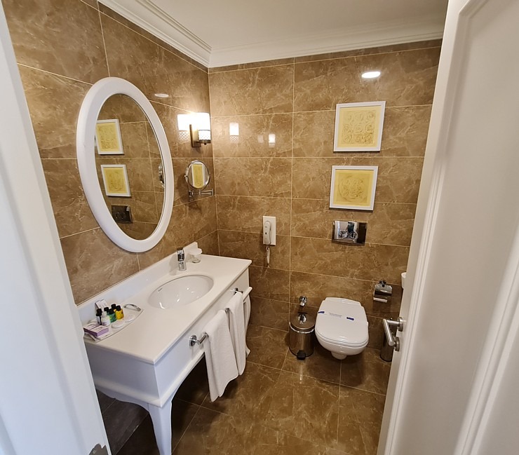 Travelnews.lv iepazīst Ziemeļkipras viesnīcu «Vuni Palace Hotel» Kirēnijā. Sadarbībā ar PuzzleTravel.com Travelnews.lv iepazīst Ziemeļkipras viesnīcu «Vuni Palace Hotel» Kirēnijā. Sadarbībā ar PuzzleTravel.com 339685