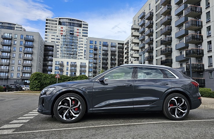 Travelnews.lv ar jauno un elektrisko «Audi Q8 e-tron» apceļo un izbauda Latgali 340335