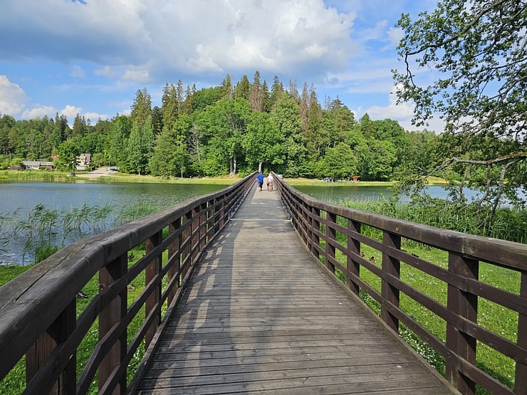 Travelnews.lv sadarbībā ar «Europcar Latvia» Latvijas augstāko pilsētu Alūksni 340479
