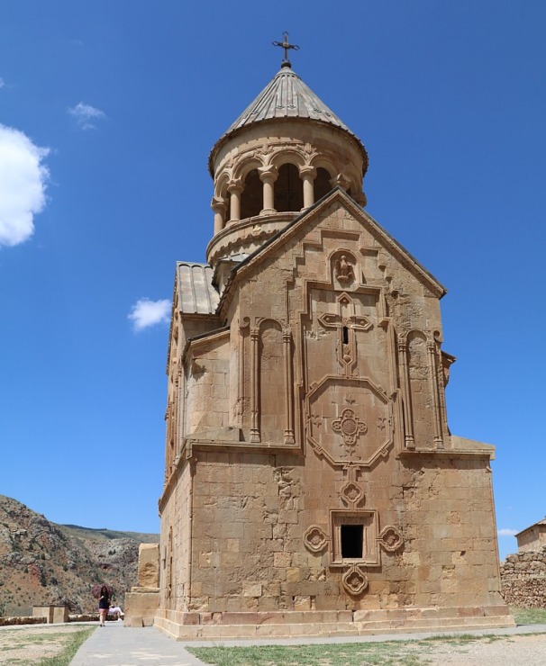 Travelnews.lv apmeklē IX līdz XVI gadsimta klosteru kompleksu Noravank Armēnijā. Sadarbībā ar airBaltic Travelnews.lv apmeklē IX līdz XVI gadsimta klosteru kompleksu Noravank Armēnijā. Sadarbībā ar airBaltic 341117