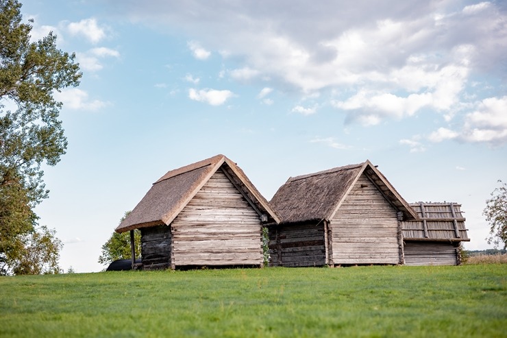 Latvijas Etnogrāfiskais brīvdabas muzejs piedāvā telpas svinīgiem pasākumiem un godiem. Foto: Rolands Balodis Latvijas Etnogrāfiskais brīvdabas muzejs piedāvā telpas svinīgiem pasākumiem un godiem. Foto: Rolands Balodis 341624