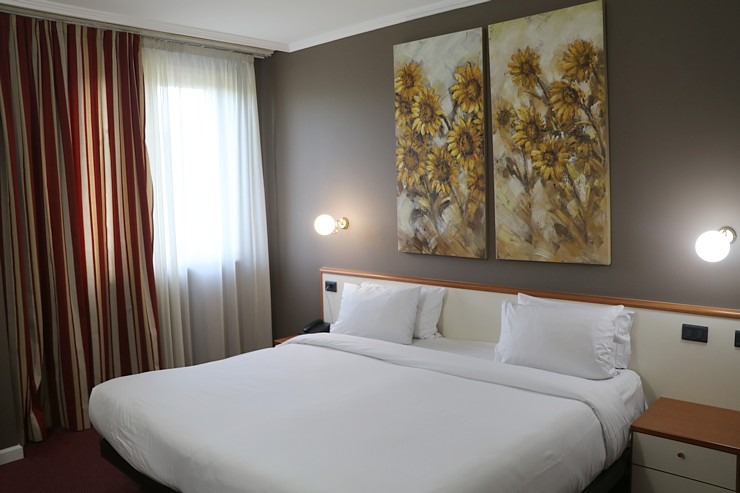 Travelnews.lv izbauda un nakšņo 3 naktis Erevānas viesnīcā «Best Western Plus Congress Hotel». Sadarbībā ar airBaltic Travelnews.lv izbauda un nakšņo 3 naktis Erevānas viesnīcā «Best Western Plus Congress Hotel». Sadarbībā ar airBaltic 341731