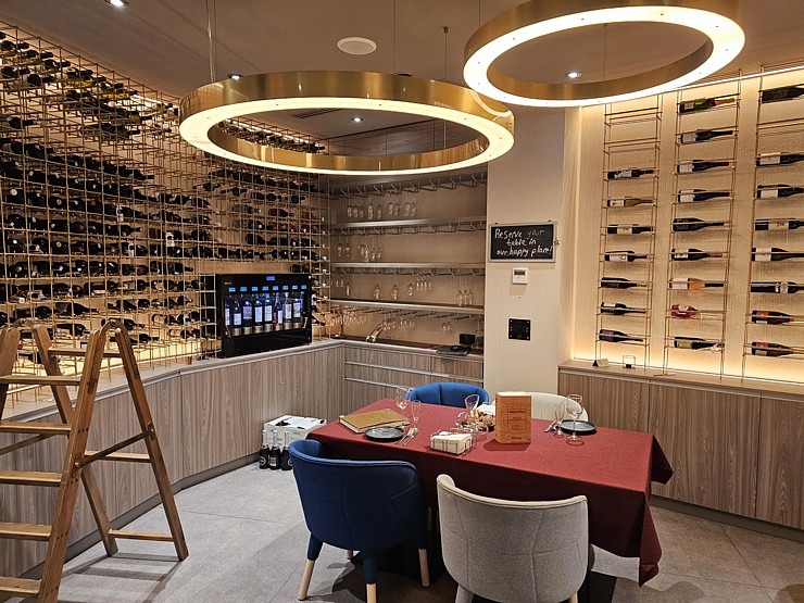 Travelnews.lv izbauda un nakšņo 3 naktis Erevānas viesnīcā «Best Western Plus Congress Hotel». Sadarbībā ar airBaltic Travelnews.lv izbauda un nakšņo 3 naktis Erevānas viesnīcā «Best Western Plus Congress Hotel». Sadarbībā ar airBaltic 341726