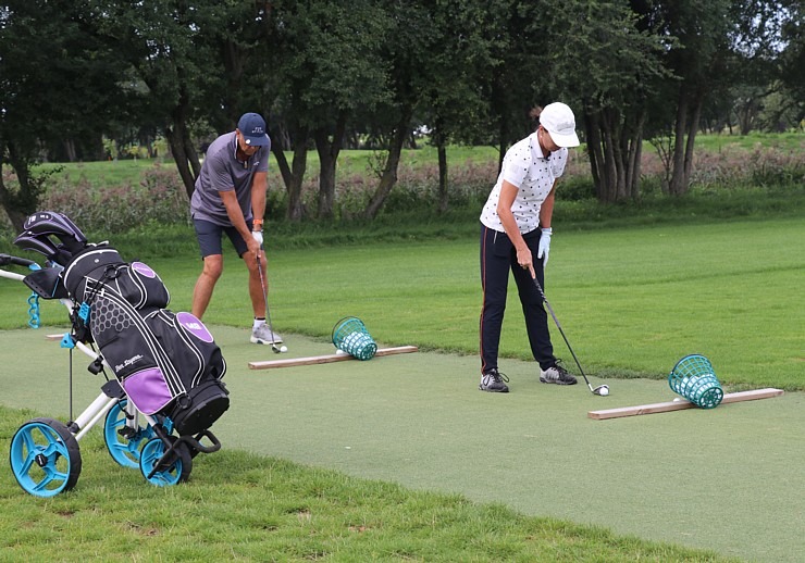 Latvijas tūrisma firmas iepazīst  golfa klubu un viesnīcu «Jurmala Golf Club & Hotel» Piņķos 342015