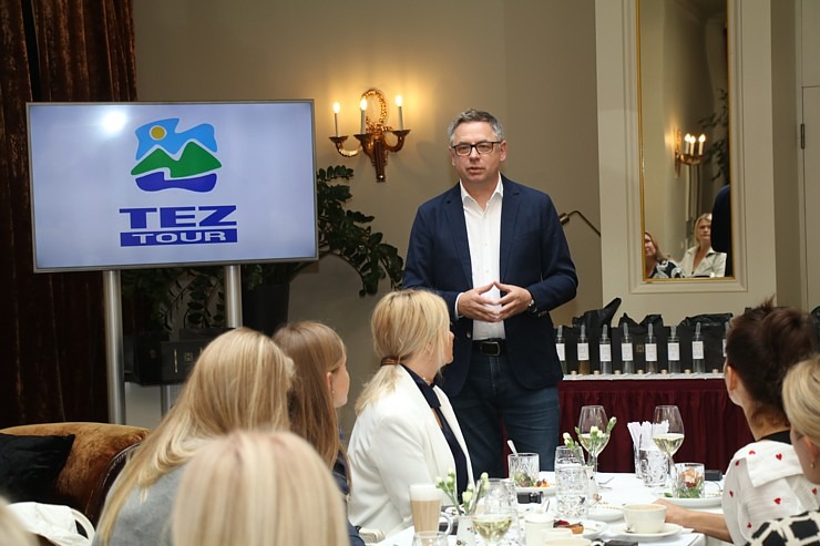 «Tez Tour Latvia» rīko TOP10 tūrisma aģentūrām parfimērijas meistarklasi viesnīcā «Grand Place Hotel Riga» «Tez Tour Latvia» rīko TOP10 tūrisma aģentūrām parfimērijas meistarklasi viesnīcā «Grand Place Hotel Riga» 342312