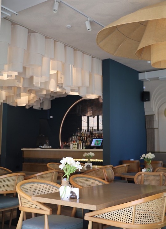 Travelnews.lv Armēnijas pilsētā Gjumri izbauda pusdienas vietējā restorānā «Sheeraz». Sadarbībā ar airBaltic Travelnews.lv Armēnijas pilsētā Gjumri izbauda pusdienas vietējā restorānā «Sheeraz». Sadarbībā ar airBaltic 342564