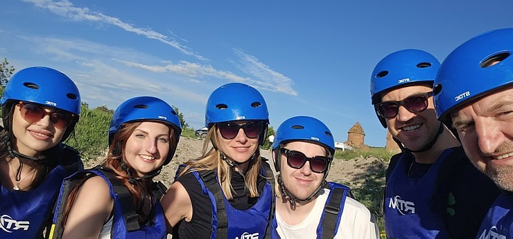 Travelnews.lv iepazīst Armēnijas Marmašena klosteri Ahurjanas ielejā un izbrauc ar kanoe laivām. Sadarbībā ar airBaltic Travelnews.lv iepazīst Armēnijas Marmašena klosteri Ahurjanas ielejā un izbrauc ar kanoe laivām. Sadarbībā ar airBaltic 342774