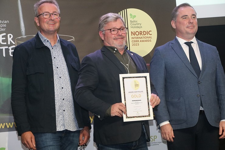 Travelnews.lv izstādē «Riga Food» apmeklē Sidra festivāla apbalvošanas ceremoniju un nodegustē 18 valstu sidrus Travelnews.lv izstādē «Riga Food» apmeklē Sidra festivāla apbalvošanas ceremoniju un nodegustē 18 valstu sidrus 342926