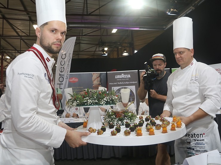 Latvijas talantīgākie šefpavāri sacenšas par tiesībām doties uz «Bocuse dOr» sacensībām 343303