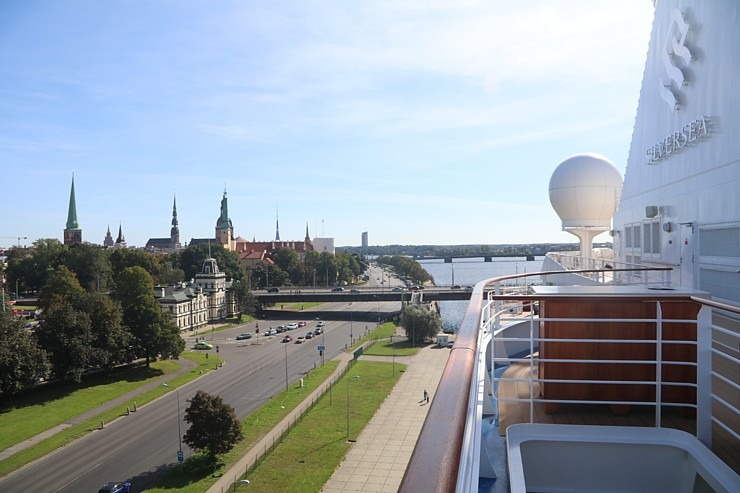 Rīgas ostā pirmo reizi ienāk kruīzu kompānijas «Silversea Cruises» luksus klases kuģis «Silver Dawn» Rīgas ostā pirmo reizi ienāk kruīzu kompānijas «Silversea Cruises» luksus klases kuģis «Silver Dawn» 343371