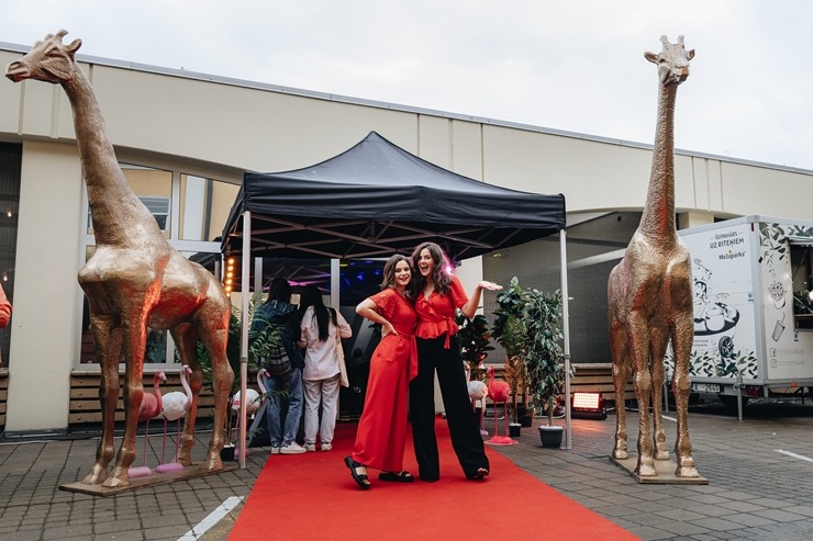 Pasaules kokteiļu čempions Staņislavs Jonāns ir lepns par «Rīgas kokteiļu festivālu 2023». Foto: brandins.lv 343518